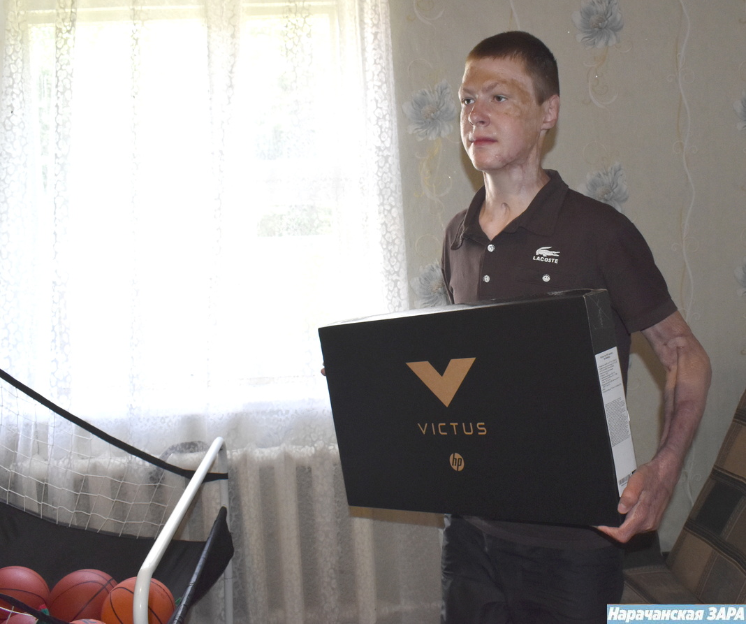 Александр Турчин посетил Рому Когодовского и Занарочскую школу (фото, видео)