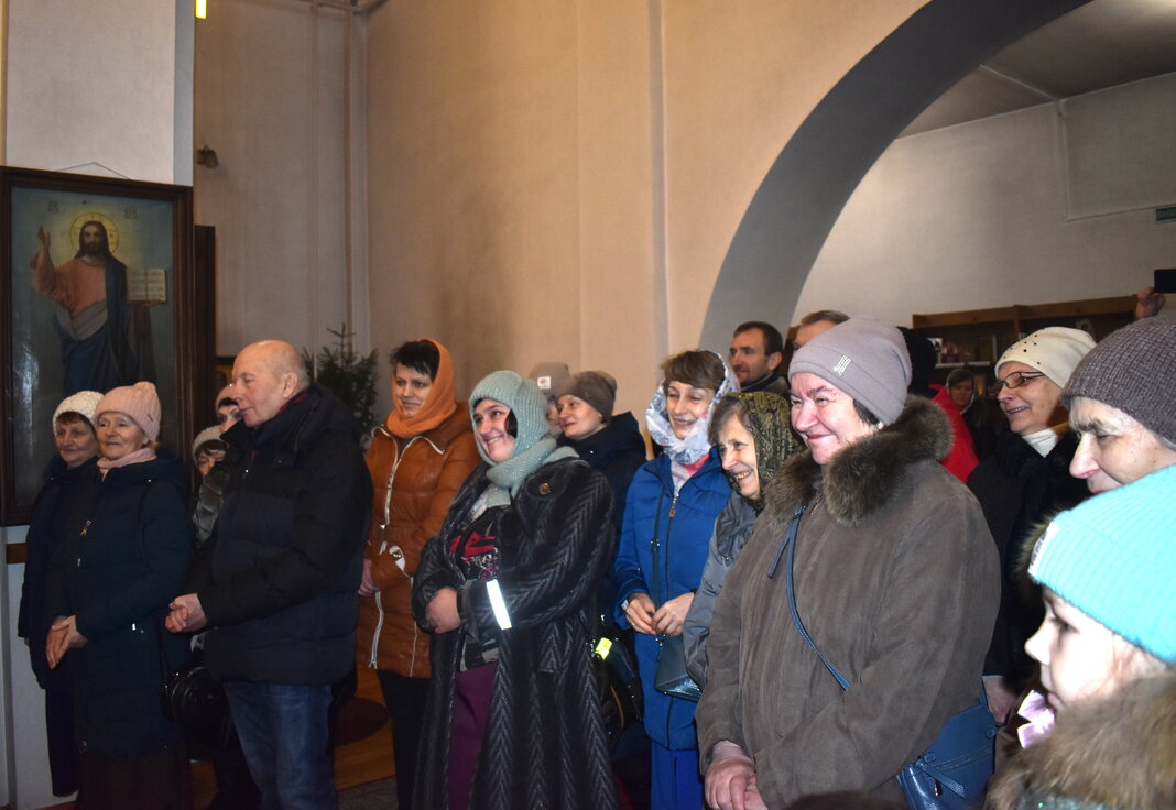 В Мяделе вместе пели хор «Большая семья» Всехсвятского прихода Минска и хор местной церкви