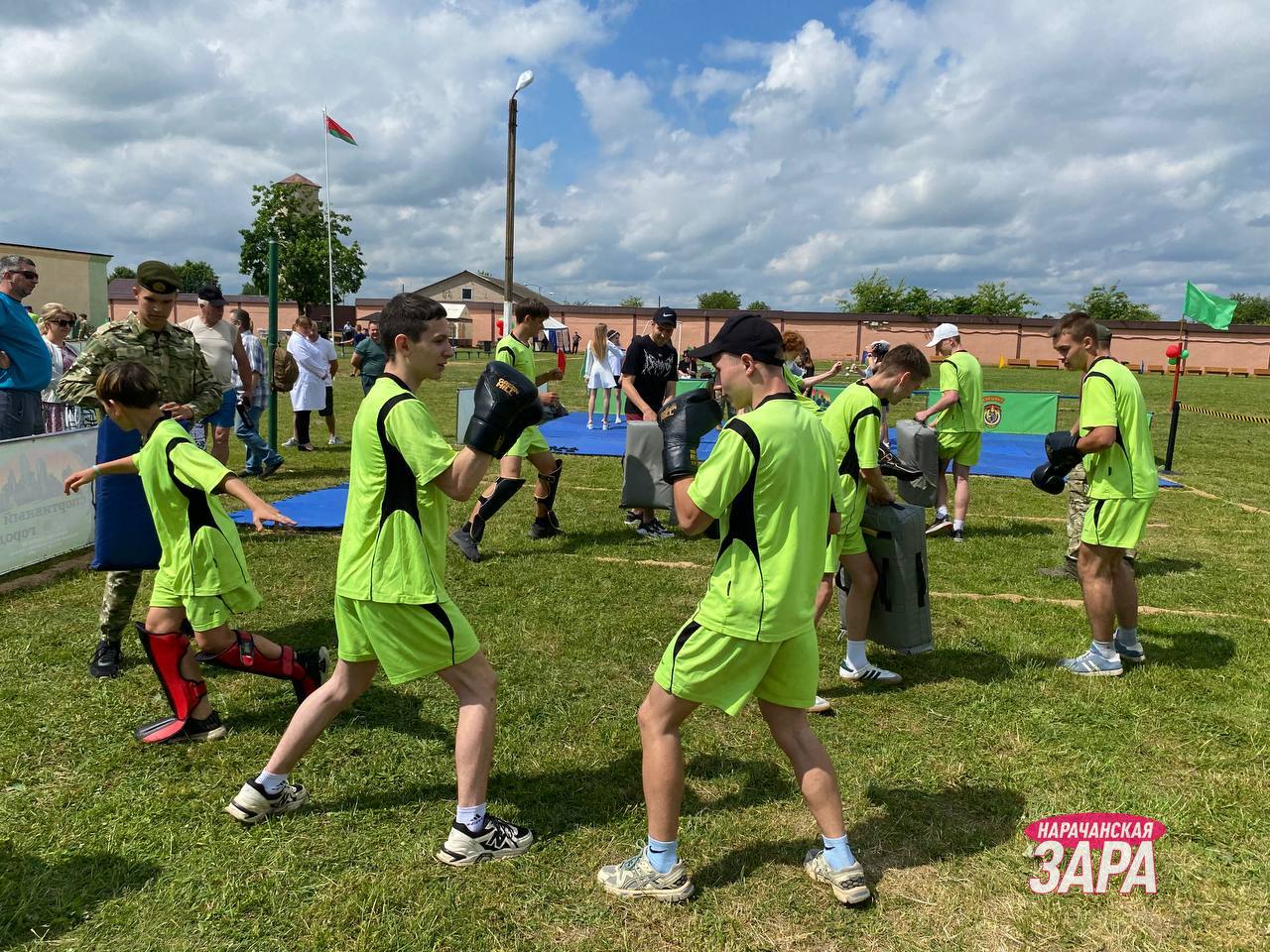 В Кривичах проходит военно-спортивный праздник ко Дню защиты детей -  Нарачанская зара