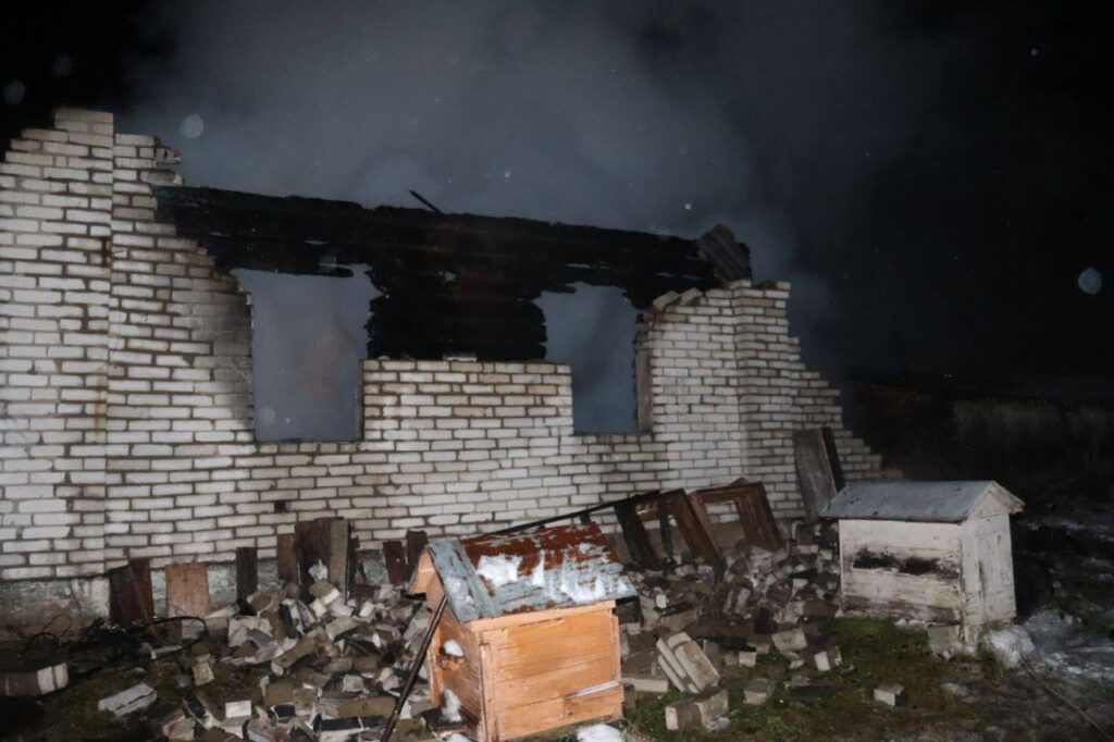 В Мядельском районе на пожаре погиб человек