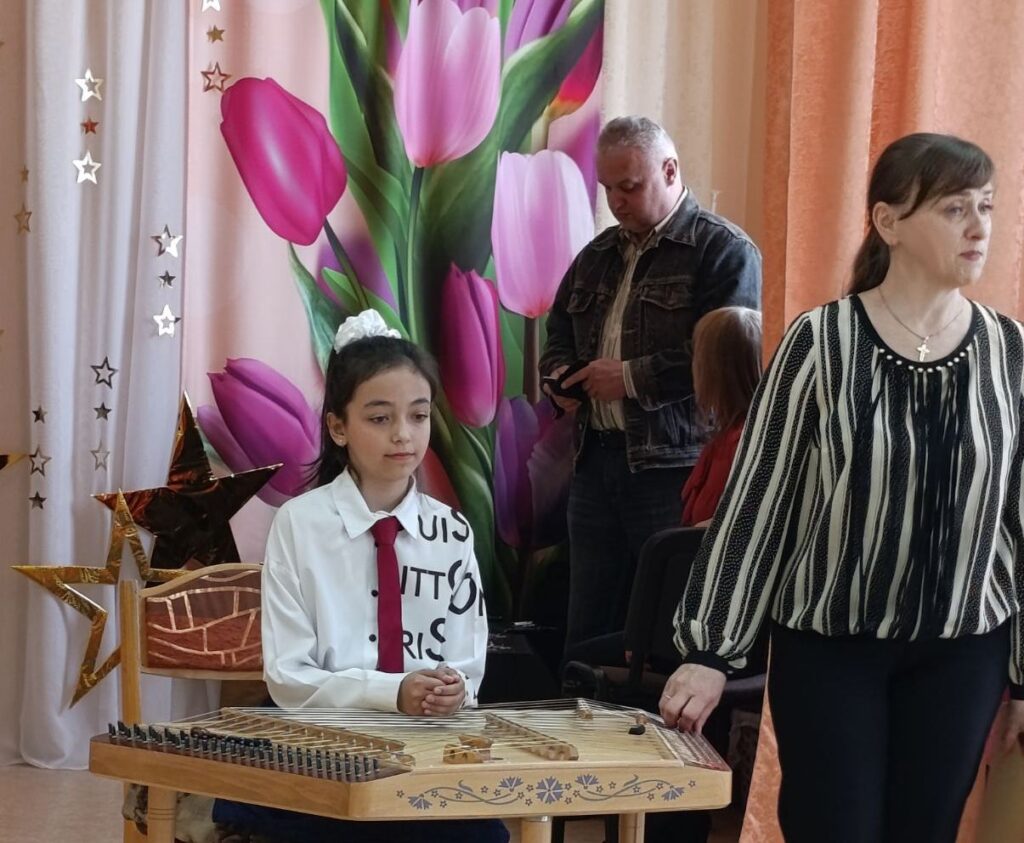 С концертом в детском саду выступили ученики Мядельской детской школы искусств