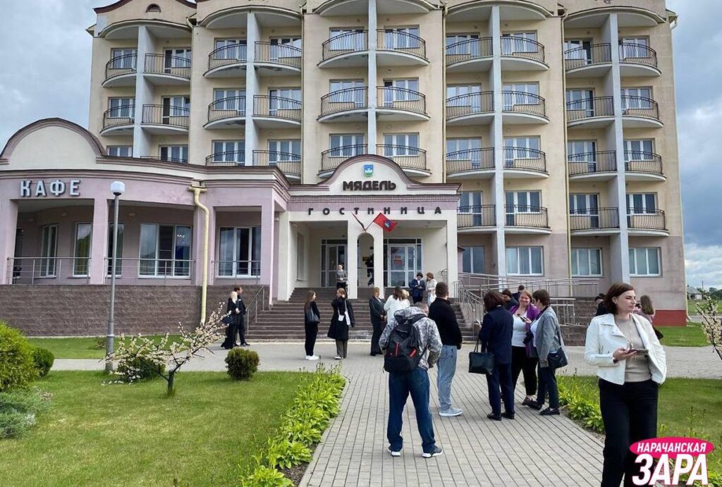 Представители республиканских и региональных СМИ посещают самые интересные локации Нарочанского края