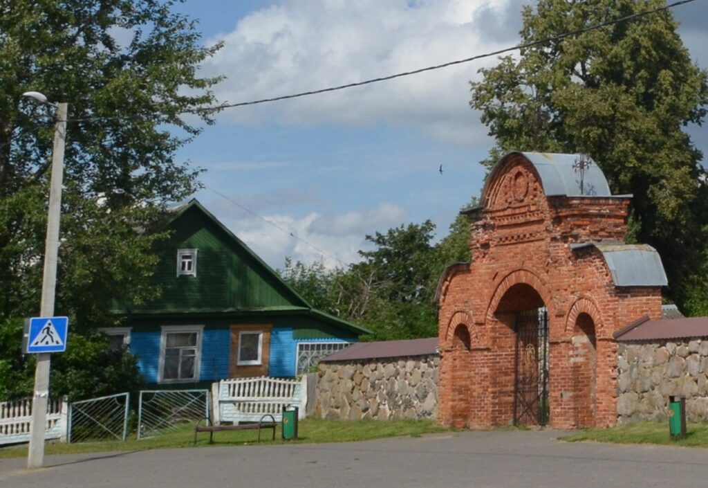 Кто зажигает свет в Кривичах?
