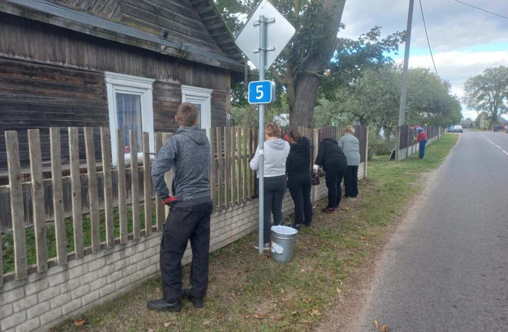 Наводили порядок в Будславе