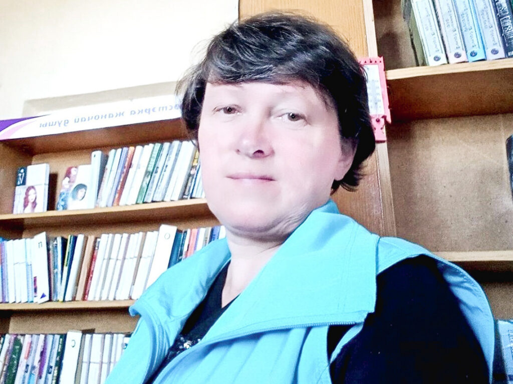 В трудовой книжке Аллы Гурло есть только одна запись: все годы она работает в Кривичской библиотеке