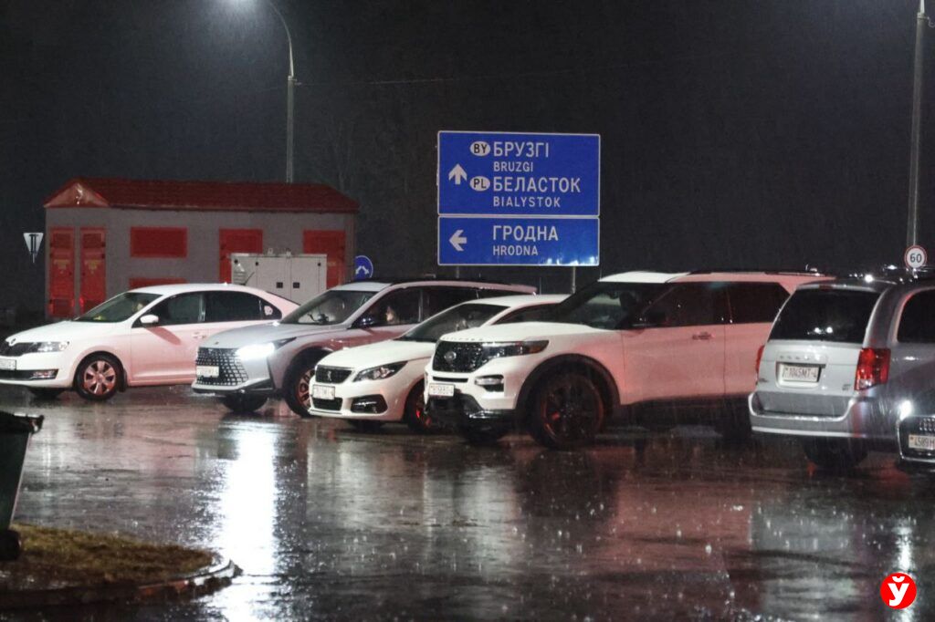 Польша возобновила работу пунктов пропуска на границе с Беларусью