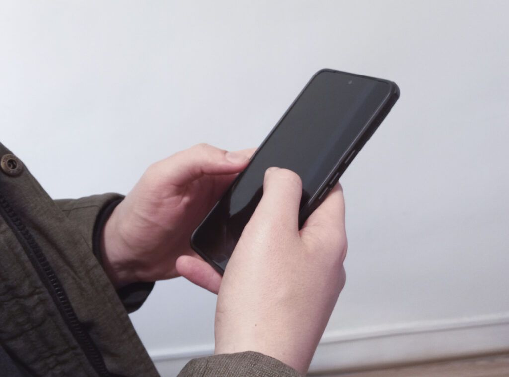 Новогодний переполох, война полов и опасная парковка – о чем шепчутся мядельчане в соцсетях 