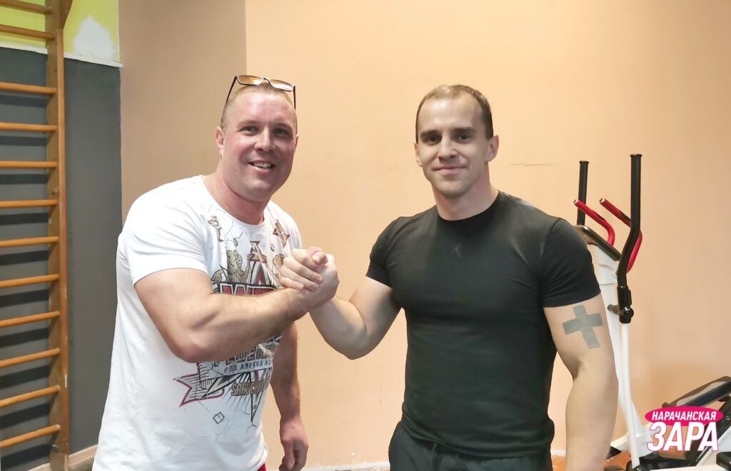 В Мяделе соревновались гиревики