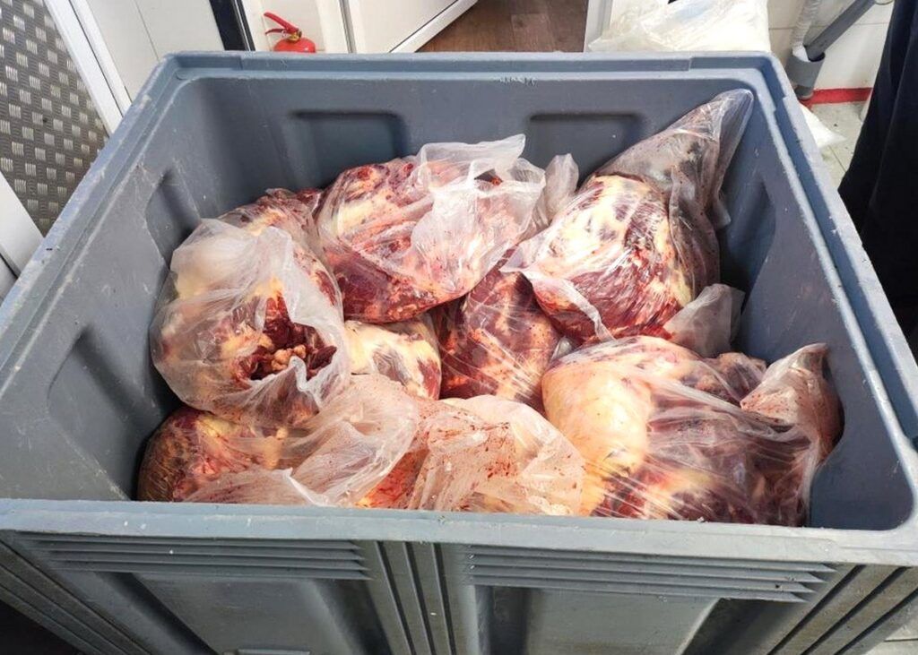 Девять предприятий по переработке мяса закрыли за нарушения в Минской области