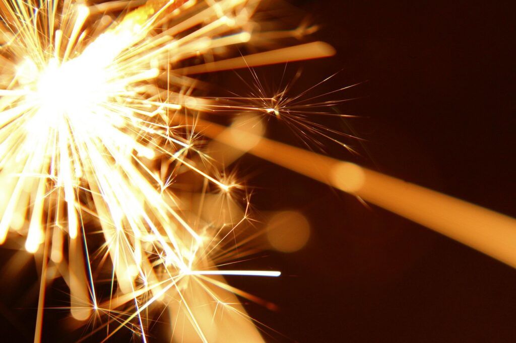 Запуск фейерверка и салюта в Беларуси –объясняем запреты и ответственность 