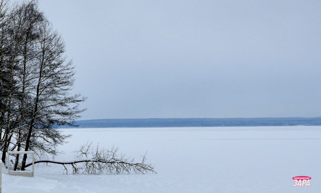 Синоптики сообщают о сильном ветре и морозе в Нарочи