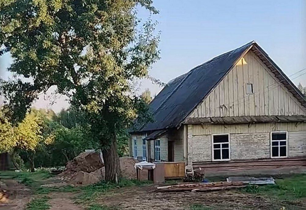В  TikTok обсуждают покупку дома в Никольцах возле Нарочи