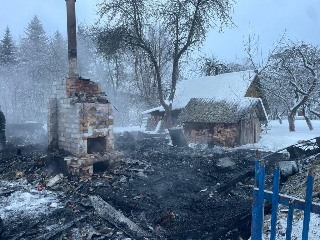 В Гатовичах сгорела летняя кухня