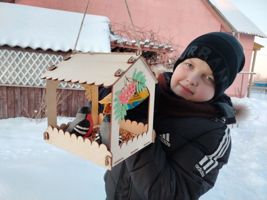 Кривичские школьники участвуют в акции «Поддержим птиц»