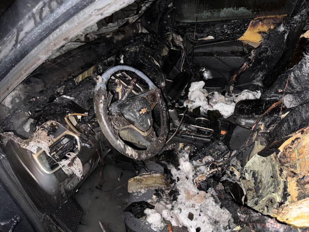 В Свири горел автомобиль