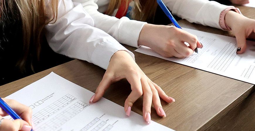 Минобразования изменило правила оценки работ школьников по белорусскому и русскому языкам