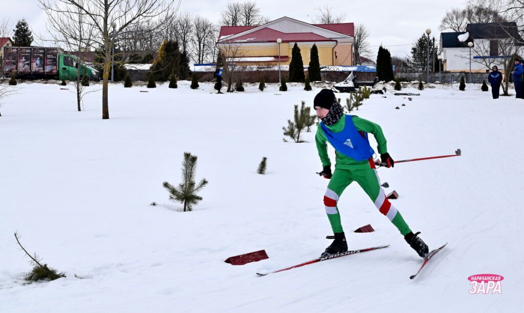 В Мяделе определили сильнейших юных лыжников на первенстве СДЮШОР