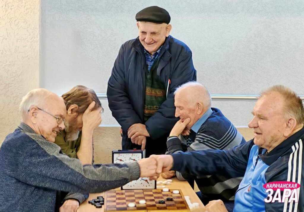 Шашисты из разных городов боролись за победу на открытом турнире в Мяделе