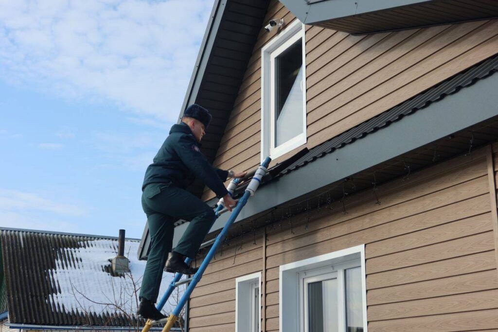 Спасатели обследовали более 270 домов в ходе акции «Дом без пожара»