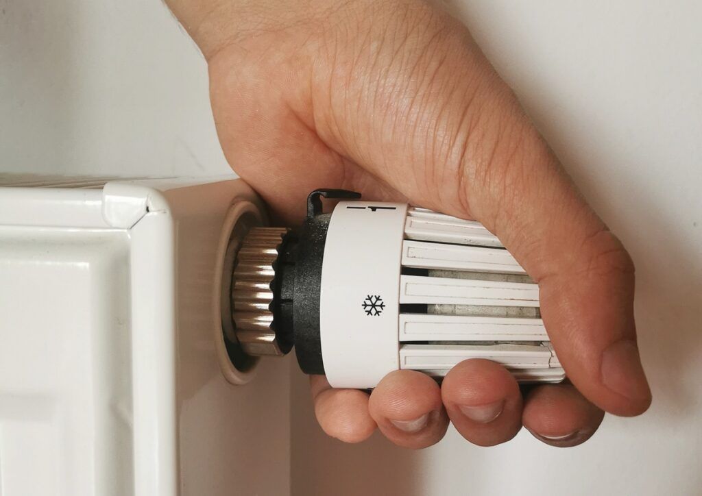 Узнали, когда отключают отопление в Мядельском районе