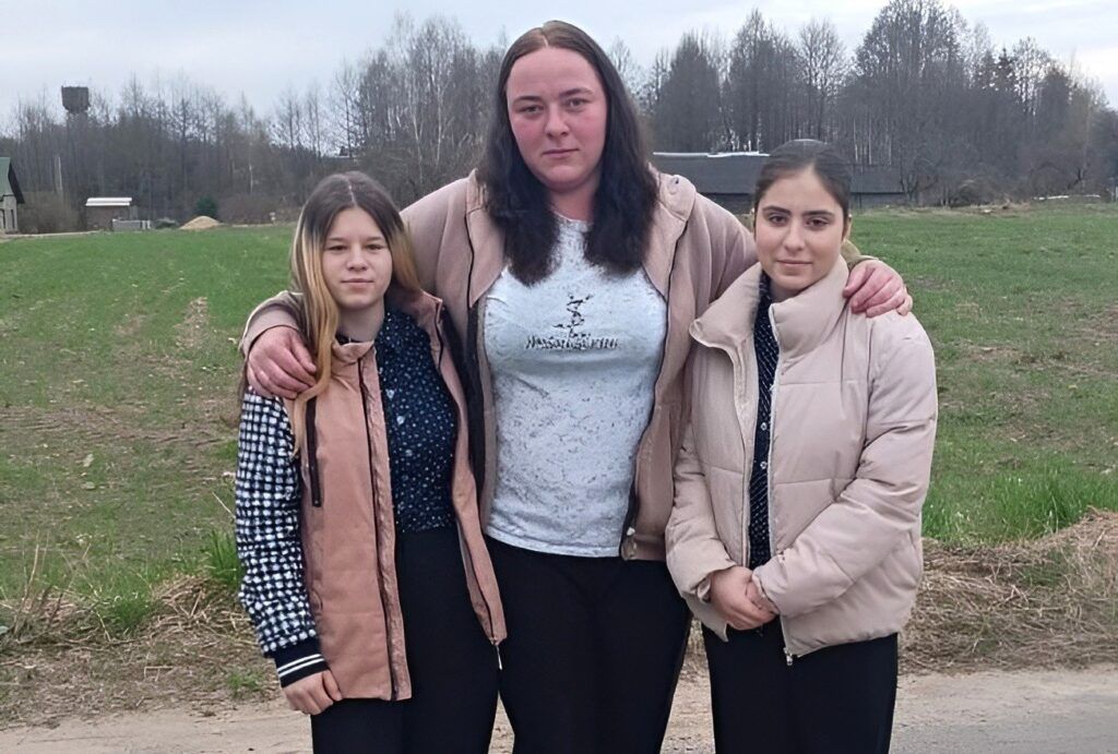 Семья из Княгинина воспитывает трех приемных детей