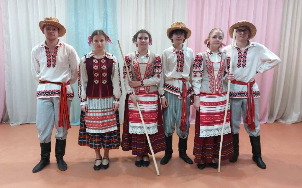 Юныя танцоры з Мядзельскага раёна заваявалі ўзнагароды на абласным фестывалі