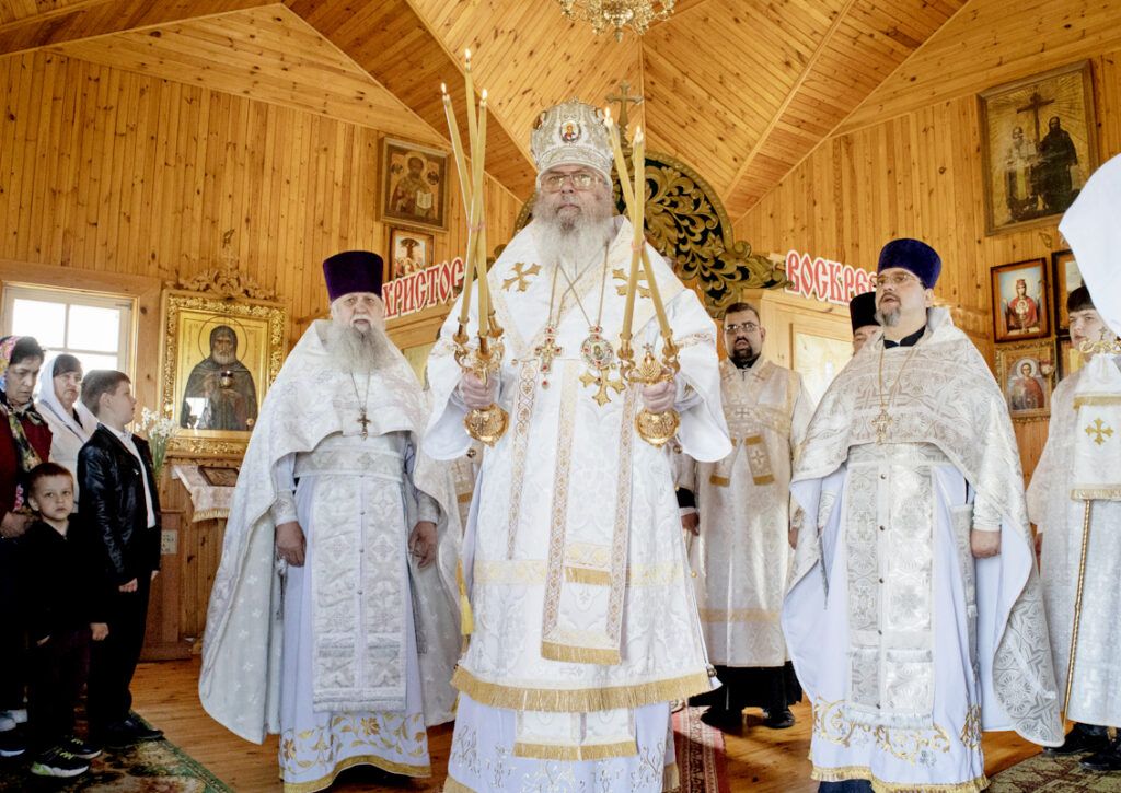 Престольный праздник в Свири возглавил епископ