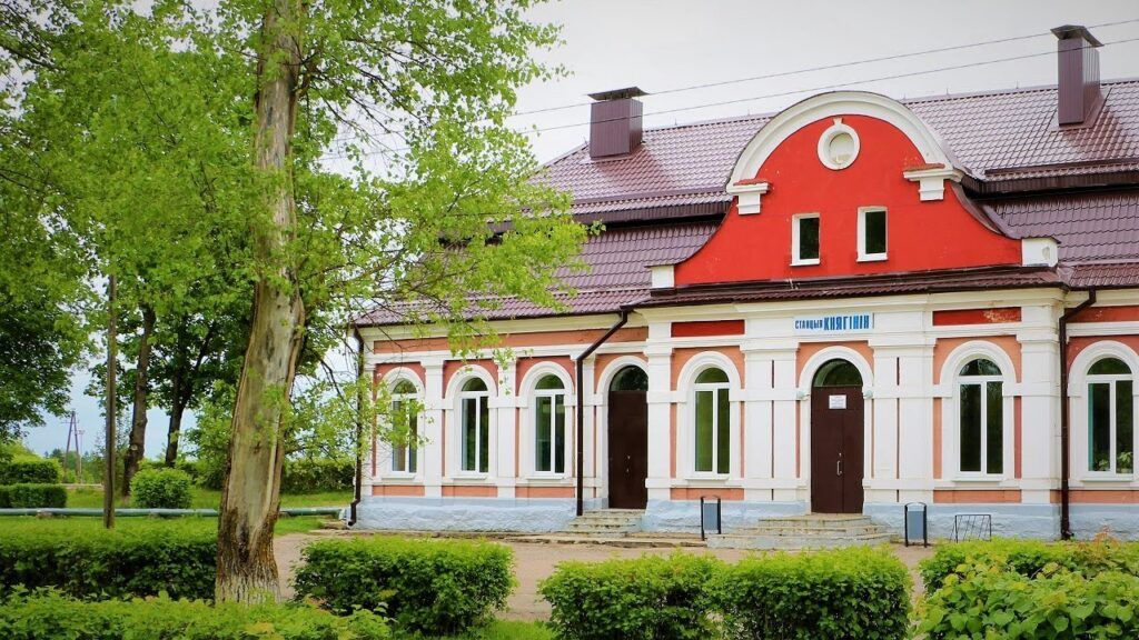 Узнали, чего категорически нельзя делать на железной дороге