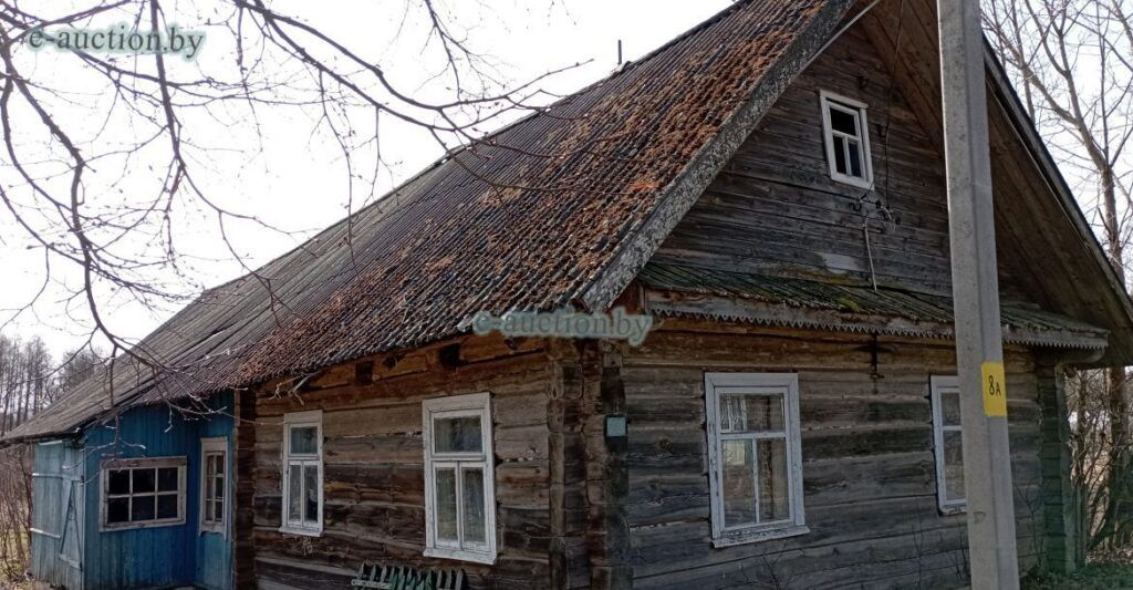 В Мядельском районе продадут с торгов деревенский дом – недалеко «Голубые озёра»