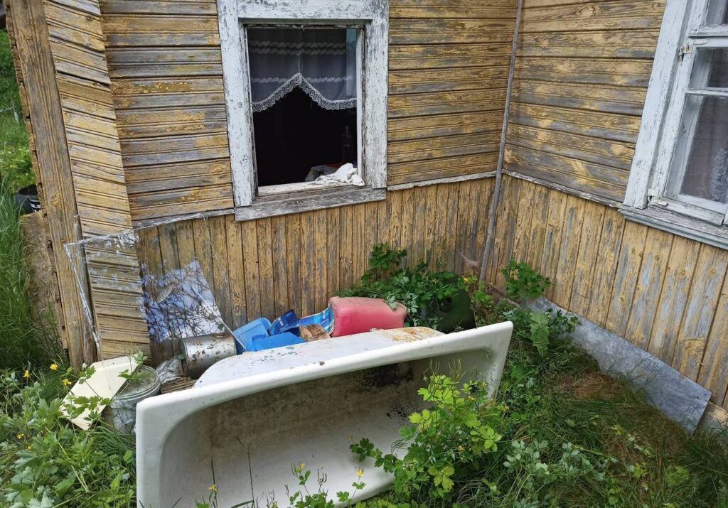 Обокрали дачный дом в Мядельском районе: 160 рублей ущерба и уголовное дело