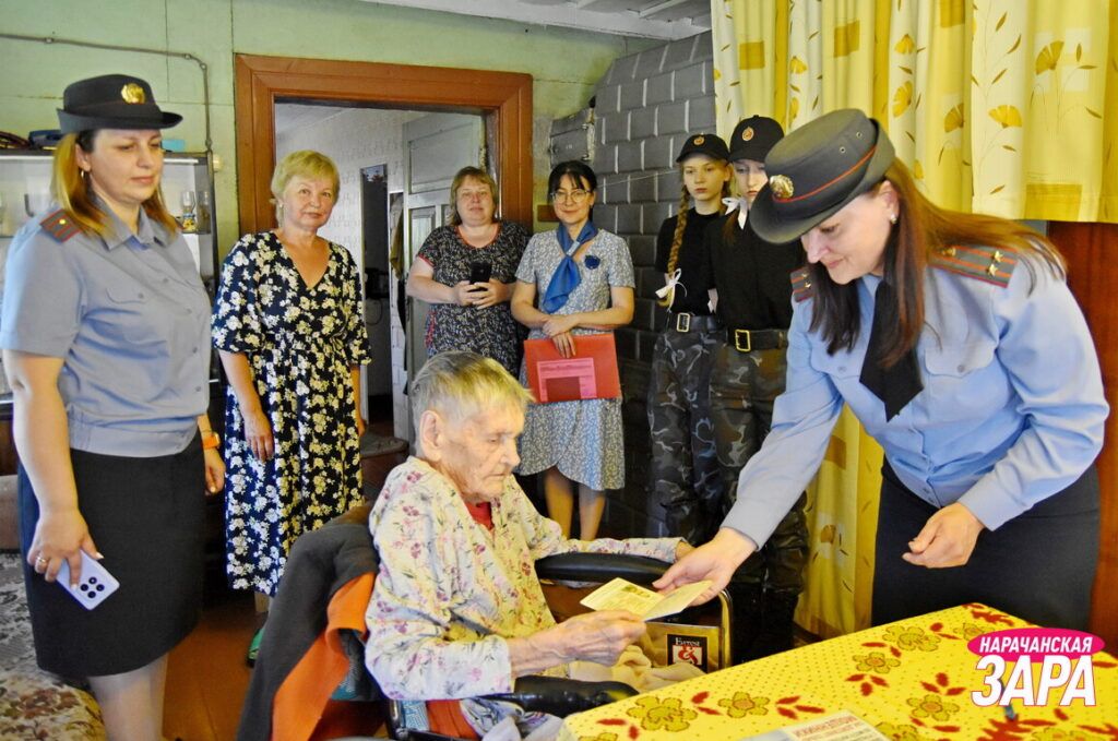 100-летней жительнице Мядельского района вручили паспорт