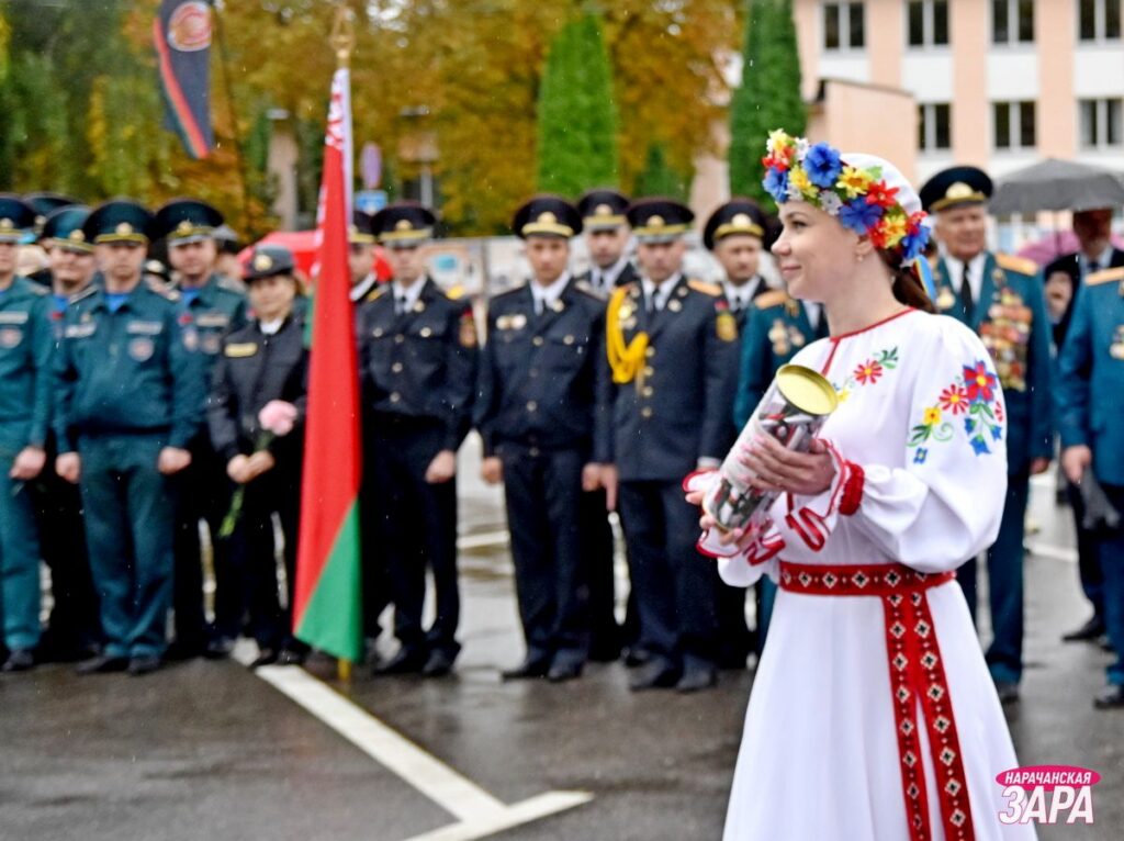 В Мяделе отметили День народного единства
